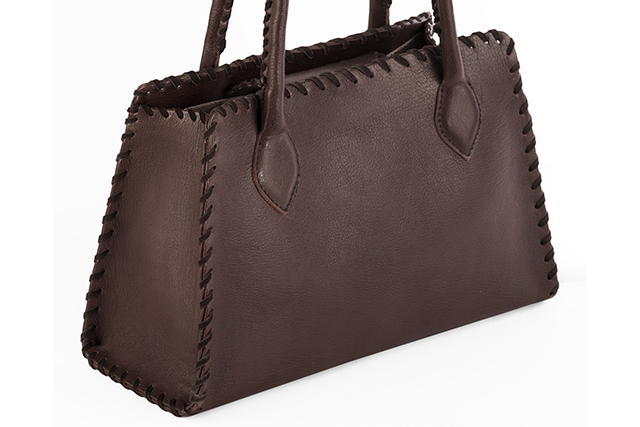 Dress handbag in dark brown leather - Front view